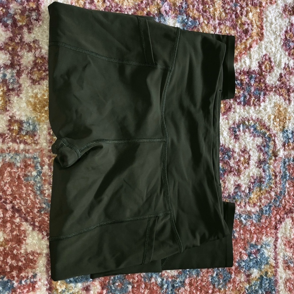 Green crop leggings!